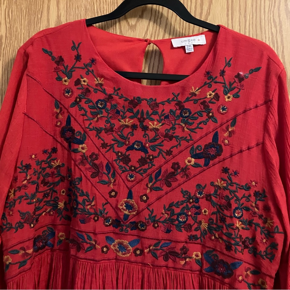 Umgee Red Embroidered Bohemian Dress Floral Bell Sleeves Y2K Scoop Neck 2X - Picture 2 of 5